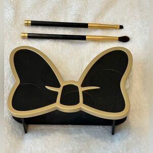 Sephora Minnie Mouse Gold and Black Makeup Brush Holder with 2 brushes